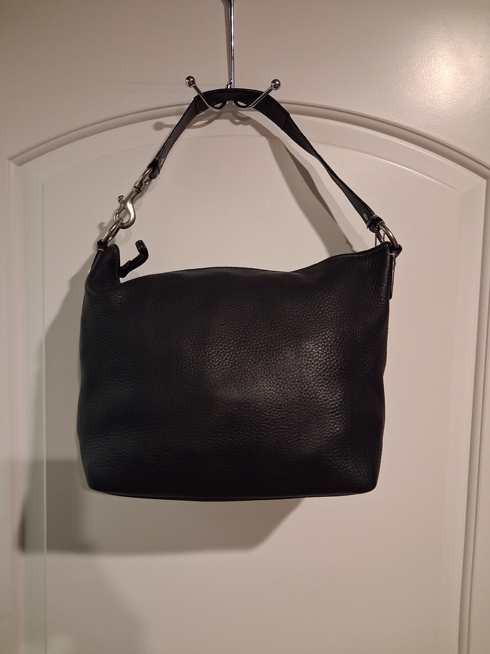 Vintage Coach Sarah Hobo Black Pebbled Shoulder Bag - Picture 4 of 8